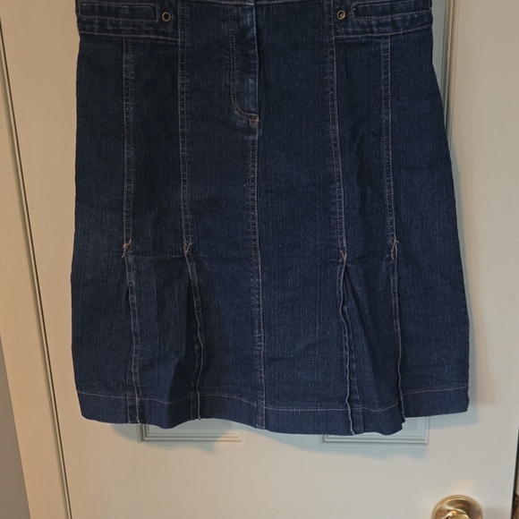 💙 Denim Blue Skirt - Picture 2 of 6